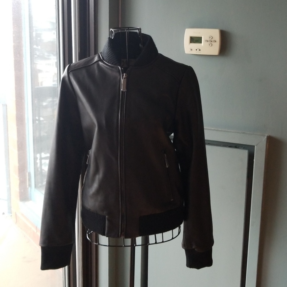 Micheal Kors leather jacket - Picture 3 of 8